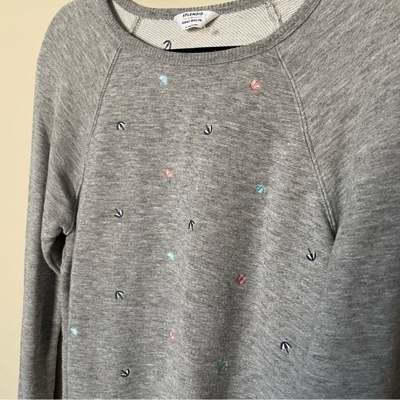 Splendid x Gray Malin Grey Umbrella Novelty Print Pullover Sweatshirt - Picture 4 of 8
